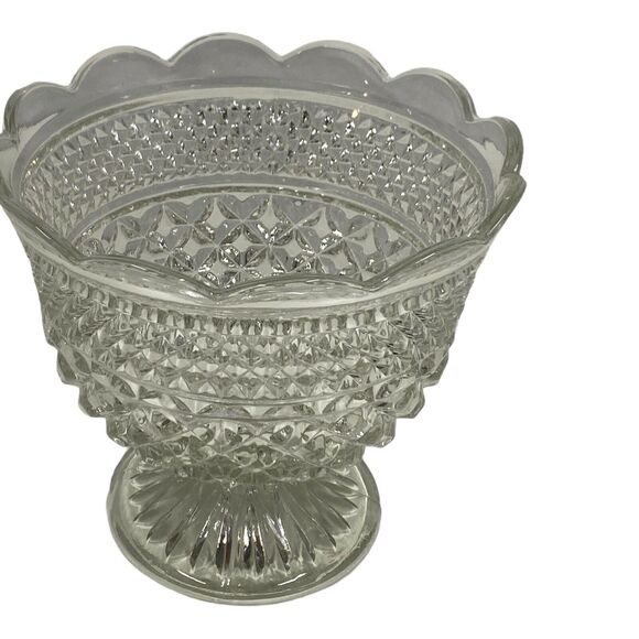 Vintage Anchor Hocking Crystal Wexford Glass Centerpiece Footed Bowl - Picture 8 of 12